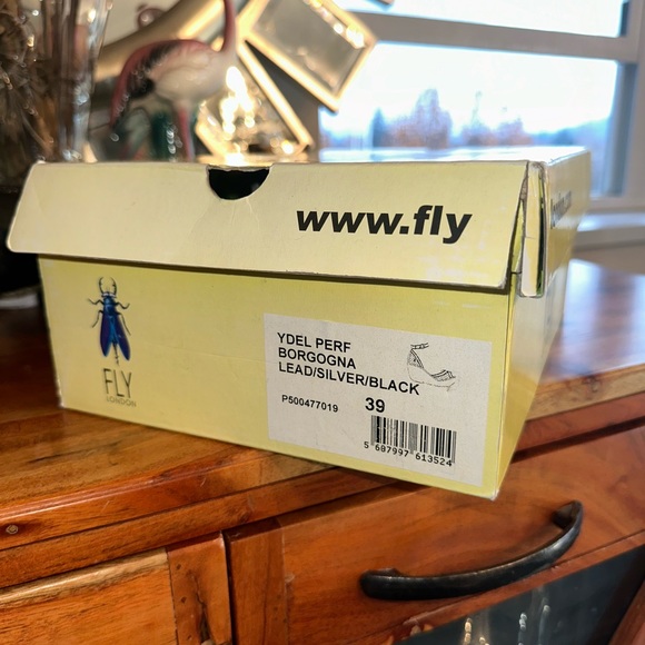 Fly London 39 sandal silver NEW - Picture 5 of 5